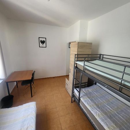 Rooms4Rest Popularna - Private Rooms For Tourists - Atr Consulting Sp, Z O,O, Warsaw Luaran gambar