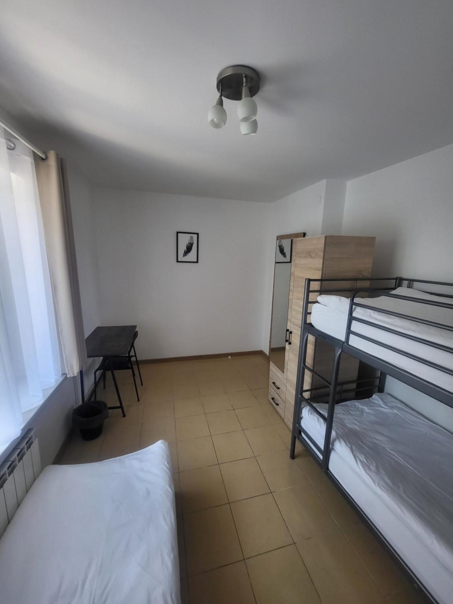 Rooms4Rest Popularna - Private Rooms For Tourists - Atr Consulting Sp, Z O,O, Warsaw Luaran gambar