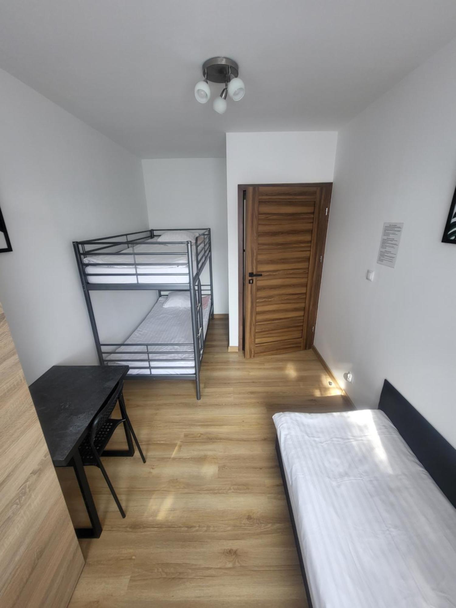 Rooms4Rest Popularna - Private Rooms For Tourists - Atr Consulting Sp, Z O,O, Warsaw Luaran gambar