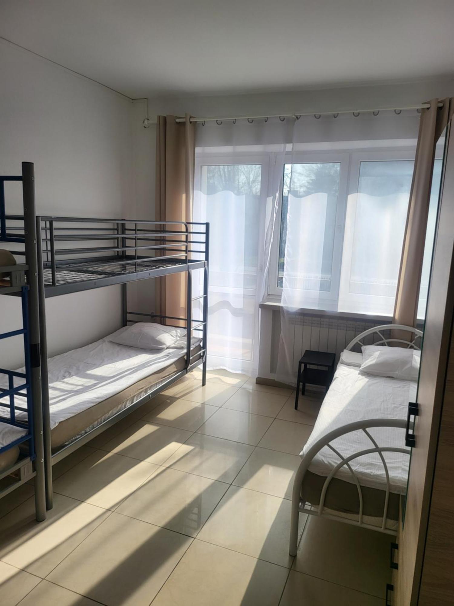 Rooms4Rest Popularna - Private Rooms For Tourists - Atr Consulting Sp, Z O,O, Warsaw Luaran gambar
