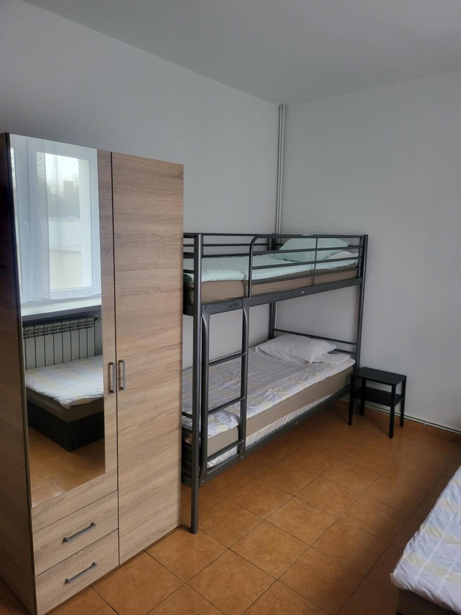 Rooms4Rest Popularna - Private Rooms For Tourists - Atr Consulting Sp, Z O,O, Warsaw Luaran gambar