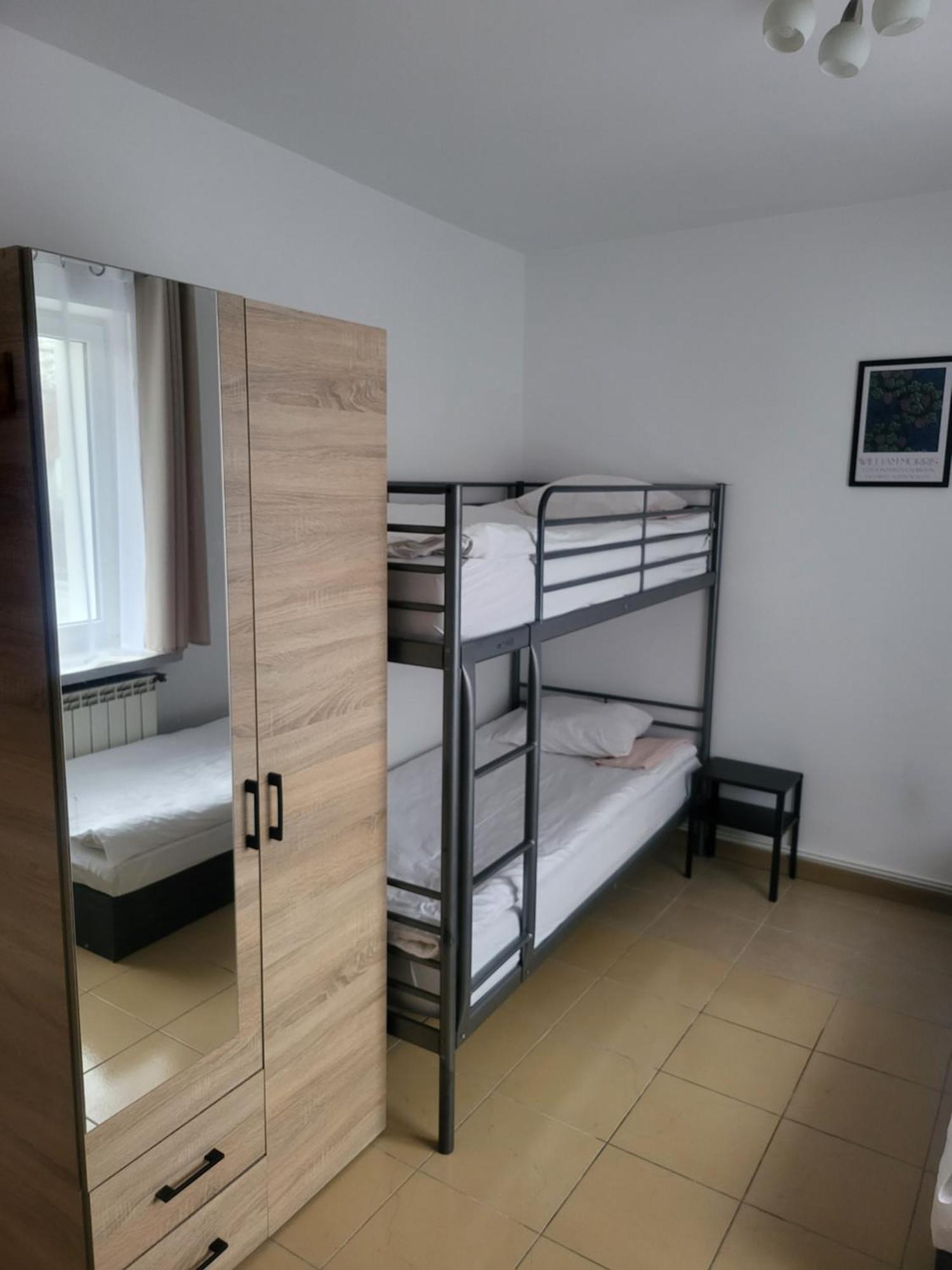 Rooms4Rest Popularna - Private Rooms For Tourists - Atr Consulting Sp, Z O,O, Warsaw Luaran gambar