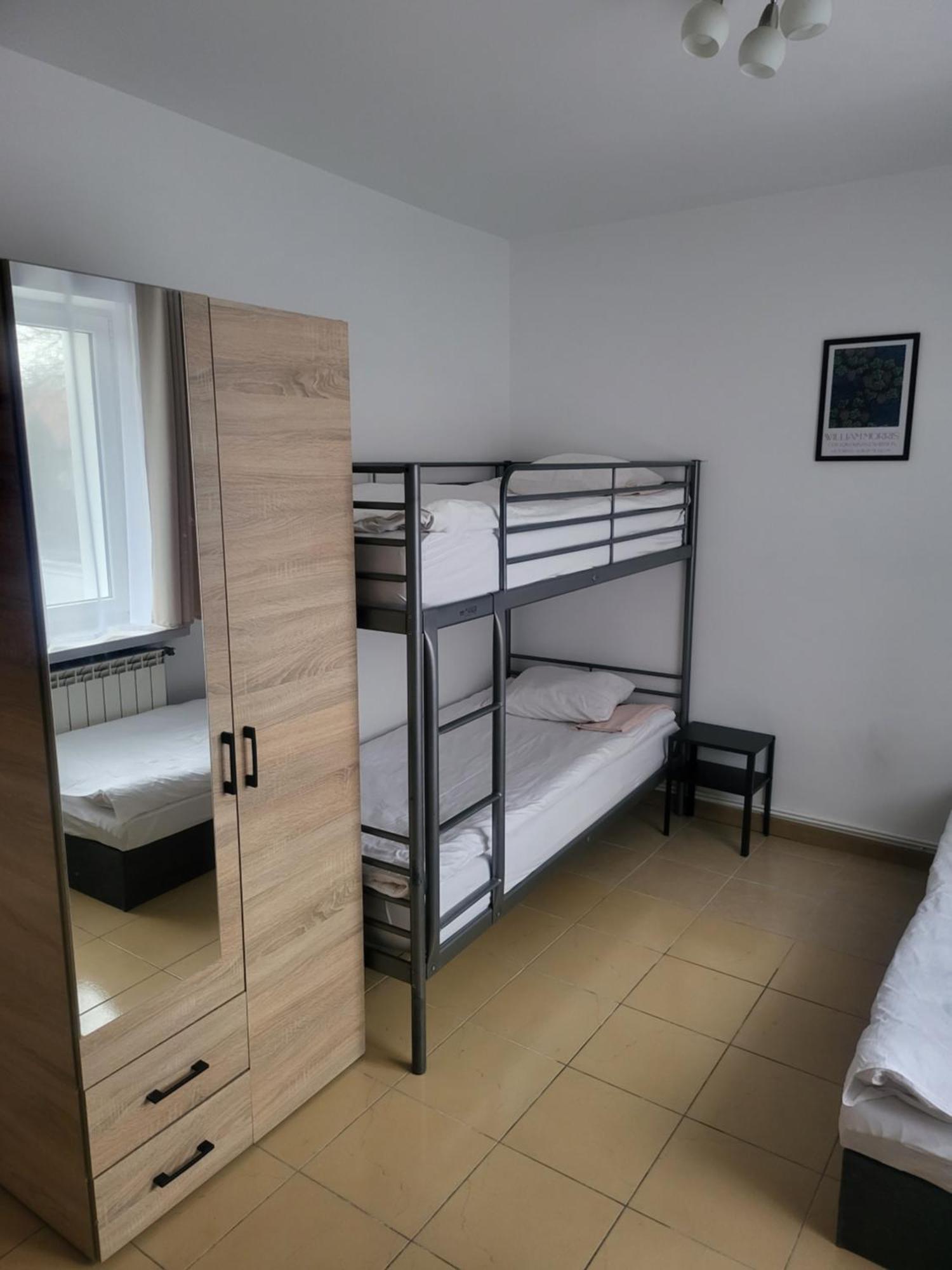 Rooms4Rest Popularna - Private Rooms For Tourists - Atr Consulting Sp, Z O,O, Warsaw Luaran gambar